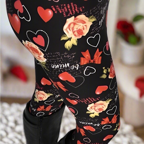 ❤️OS NEW Womens Valentines Day Heart Be Mine Love Leggings, Soft Yoga Pants - Picture 1 of 14
